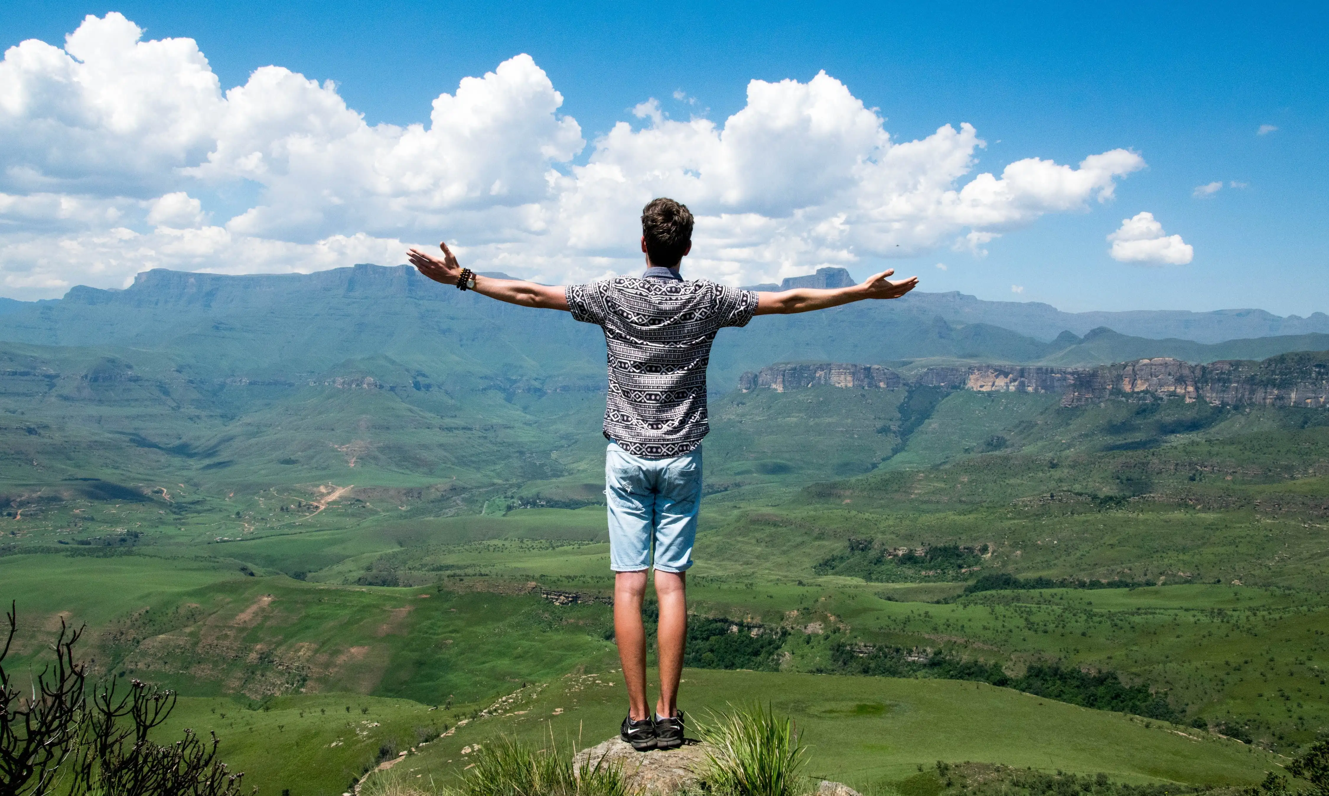 3. Crafting Irresistible Online Marketing Content: Writing that Converts