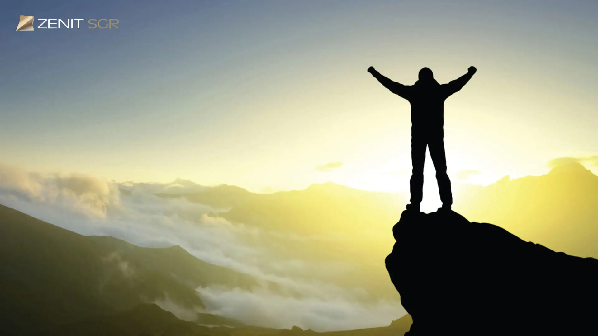 1.⁣ Strategic Overview ⁣of E-Commerce & Internet​ Marketing