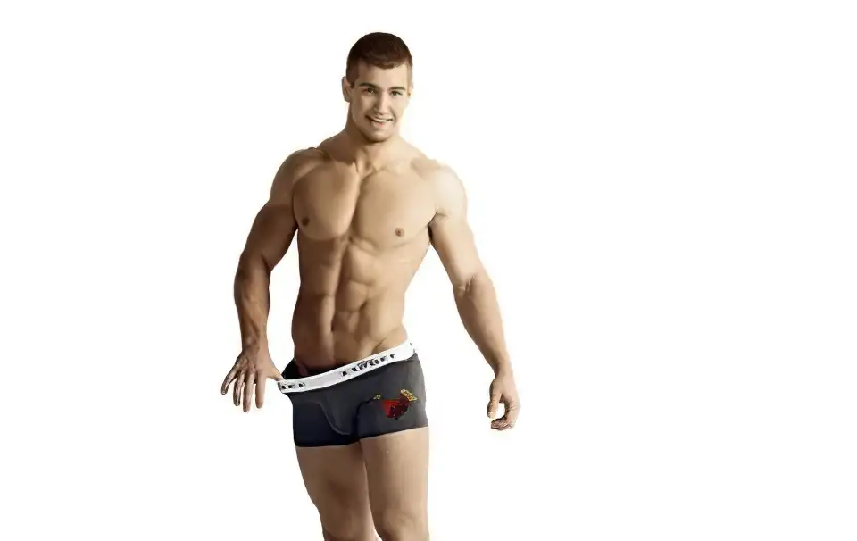 3. ‍Revelation: How Hot Handsome Heartthrob ⁢Cole Makes Your Body Ache