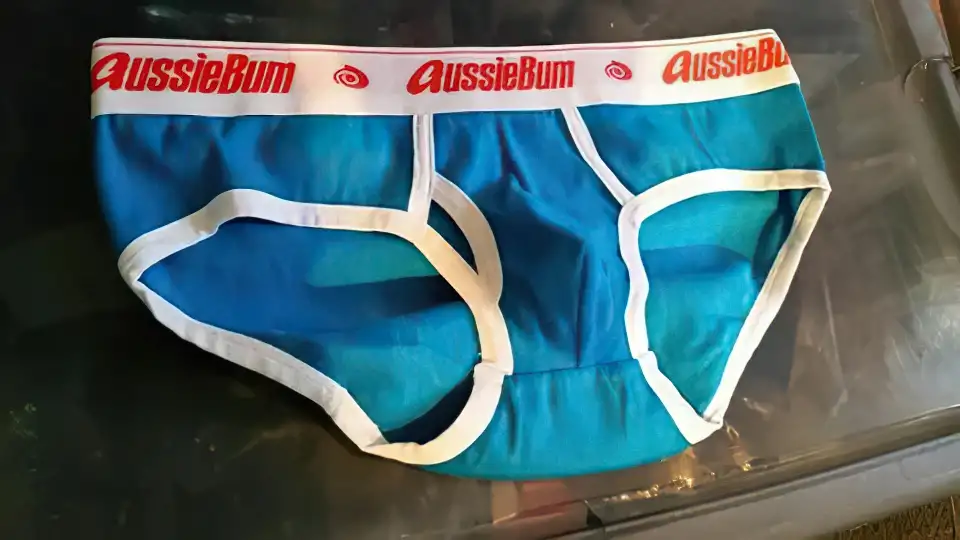 3. Holiday Hottie: How to Captivate Your Heart with Deville's Siren Allure