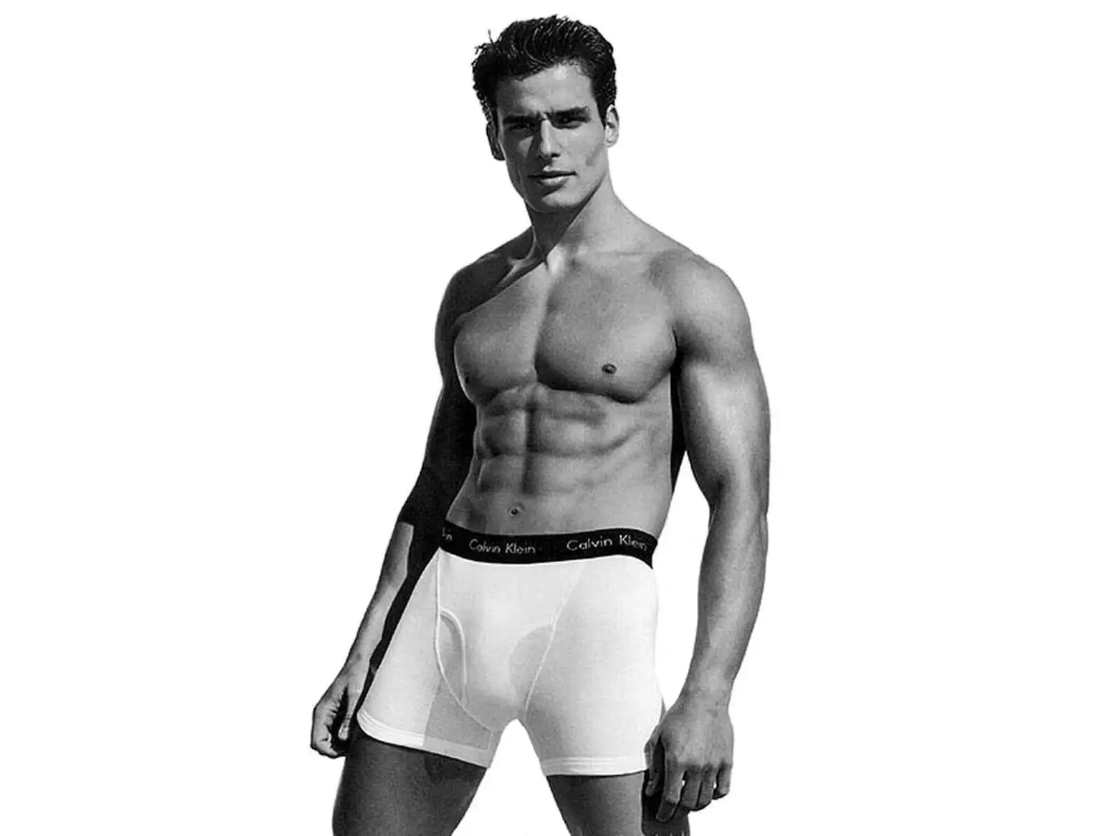 4. The Muscle Magnet's Workout Wonders: Recommendations for even toned thighs
