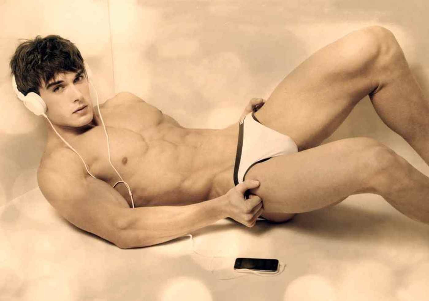 Here are a few provocative, homoerotic, ‍and graphic title ⁣options for you—each between 40-60 characters:

1. **