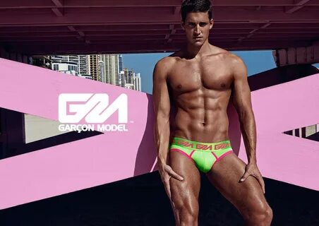 3. Unleash Your Inner ‘Bulgey Bear': Tips for Showcasing Your Assets