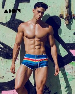 -Be the Star of the Scene with a Hot Bulge Style