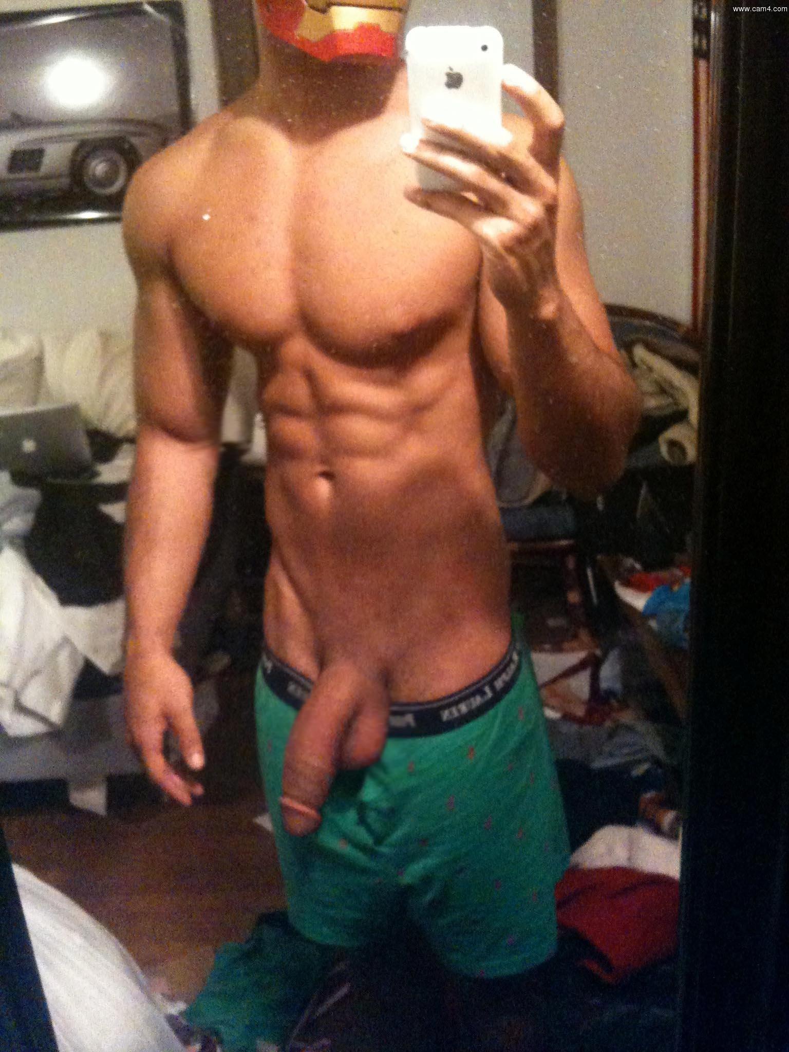 1. Hot and Sexy Selfies: A Homoerotic Introduction