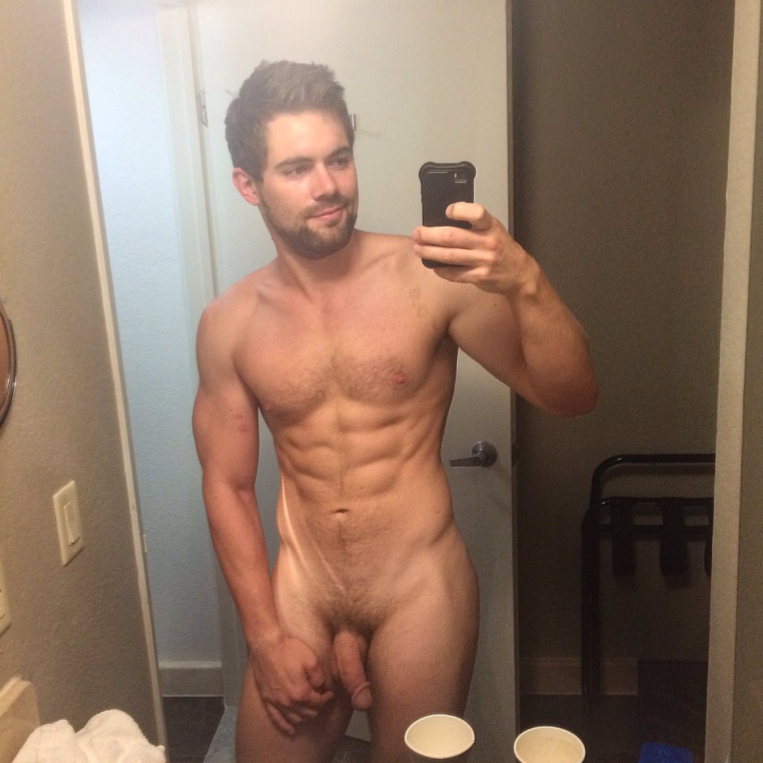 1. An Enticing View: Exploring the Allure of Sexy Selfies