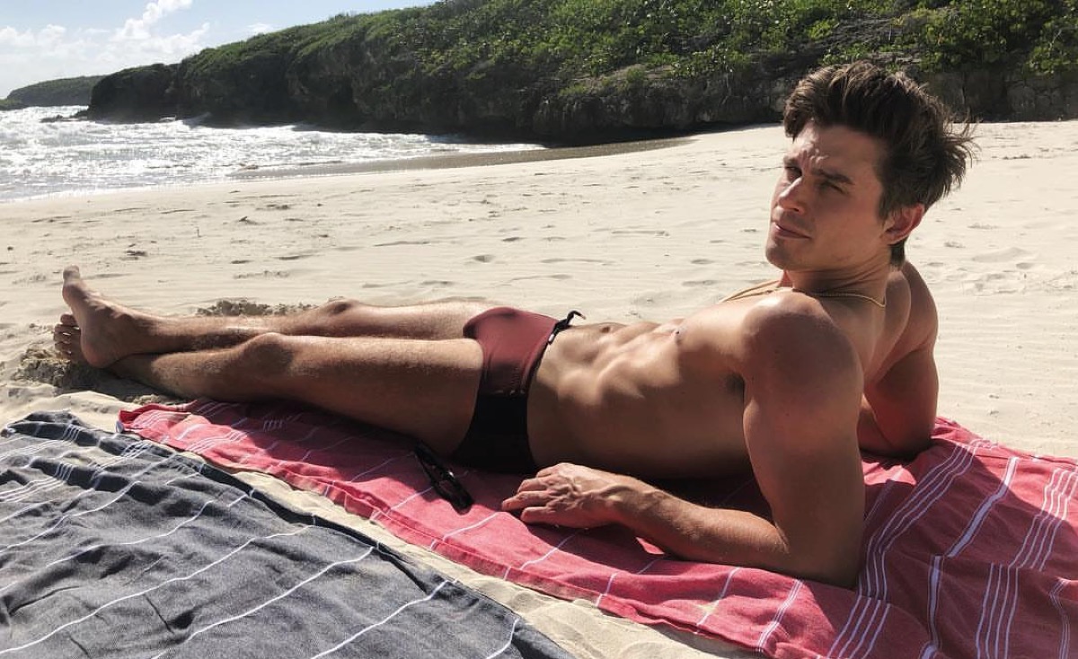Barely-There Battles: Mens Speedos Flaunted in all their Glory