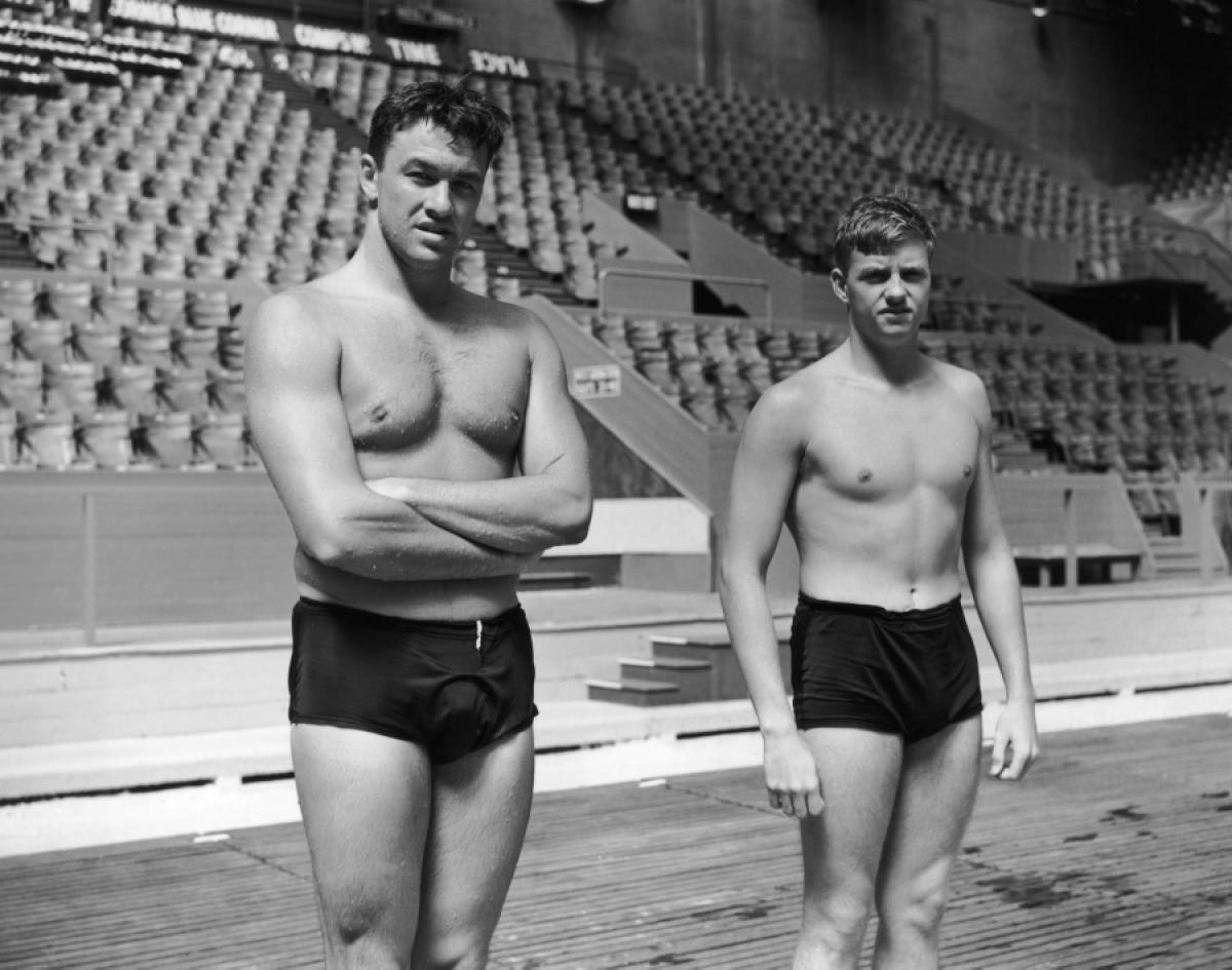 1. Keanu Reeves's Equally Sexy & Delicious Cock