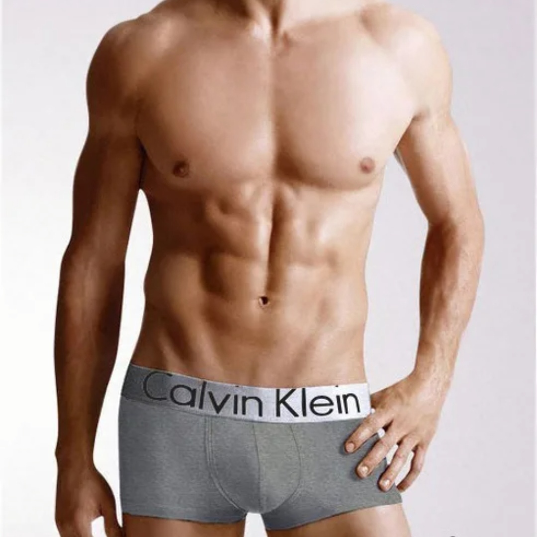 1. Cameron Dallas's Perfectly Sculpted Trophy