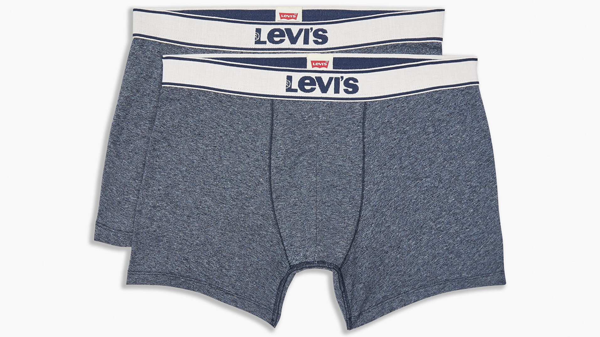 4. Max Irons' Big Bulge: It's All Fun & Games!