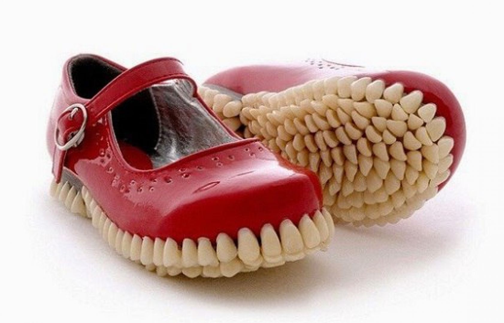 1.⁤ The Mysterious World ⁢of ⁣Straight Edge: Unraveling​ the⁣ Eccentricities ‌and​ Peculiarities of⁤ Sober Rebels