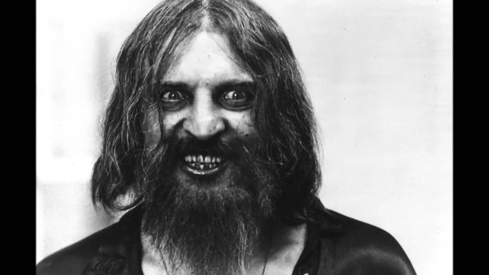 1. Eccentric Encounters: Exploring the Unusual Habits and Quirks of the 