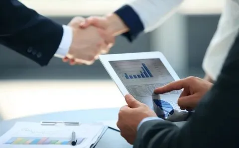 Building the Foundation: Crafting a ​Compelling Pitch
