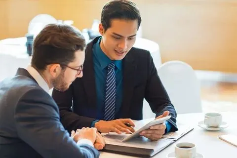 Utilizing Online Platforms to Generate Leads