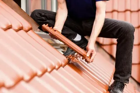 Top Tips for Finding Affordable and Reliable Roof Repair in Your Area