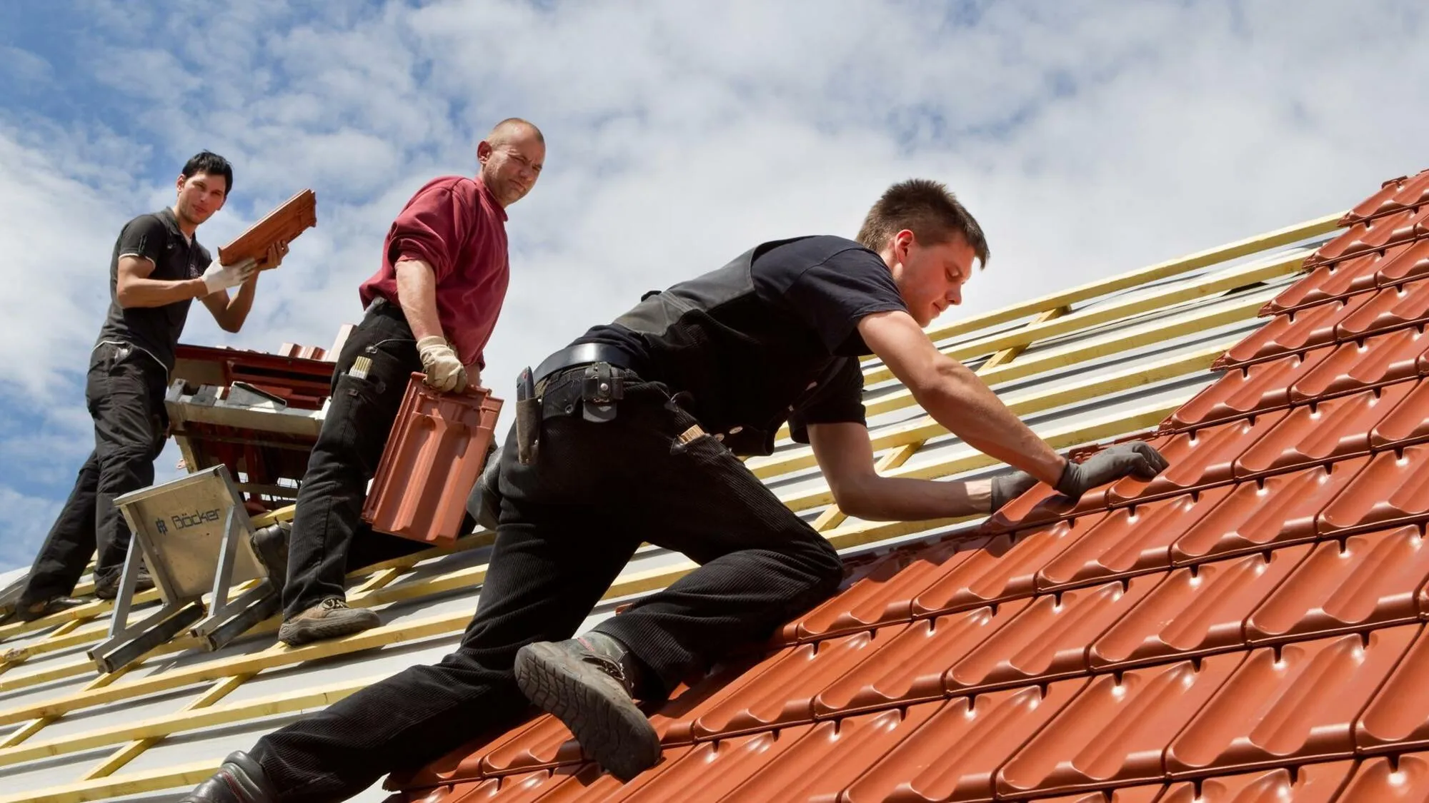 Emergency Response for Urgent Roofing Needs