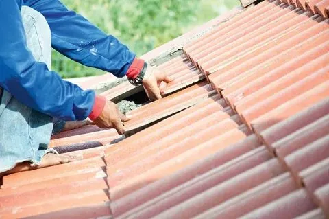 Tips for Selecting the Right Roofing Company for Your Home