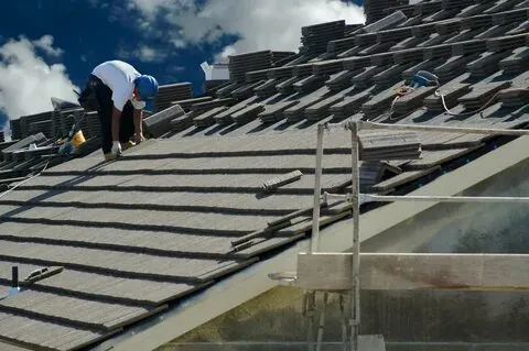 - Choosing the Right Roofing Materials for Durability and Style