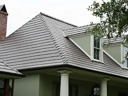 - Expertise and Experience: Finding Roofing Professionals with Proven Track Records