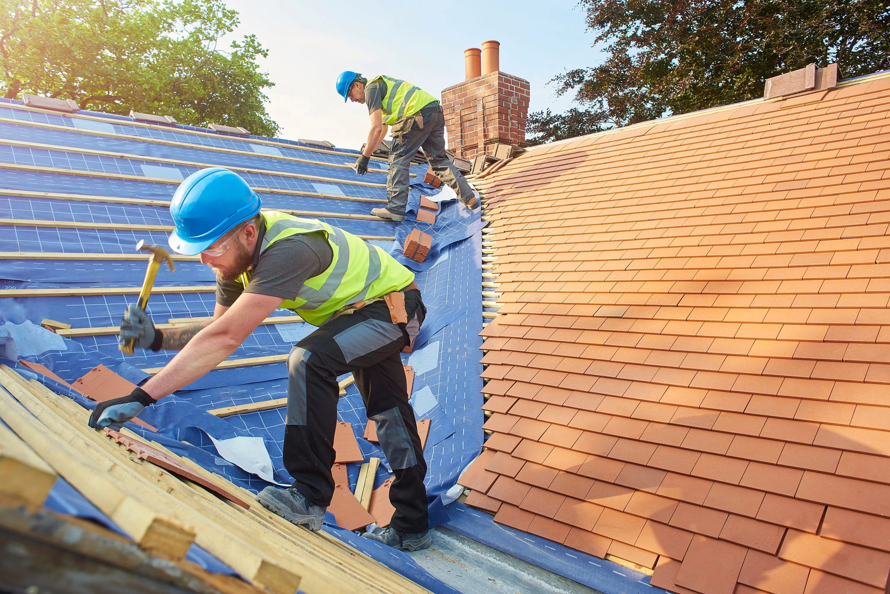 Expert Advice: The Benefits of Hiring a Local ⁣Roofer