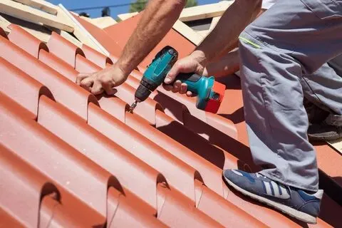 Qualities‍ to ‌Look for in a Roof Repair​ Expert