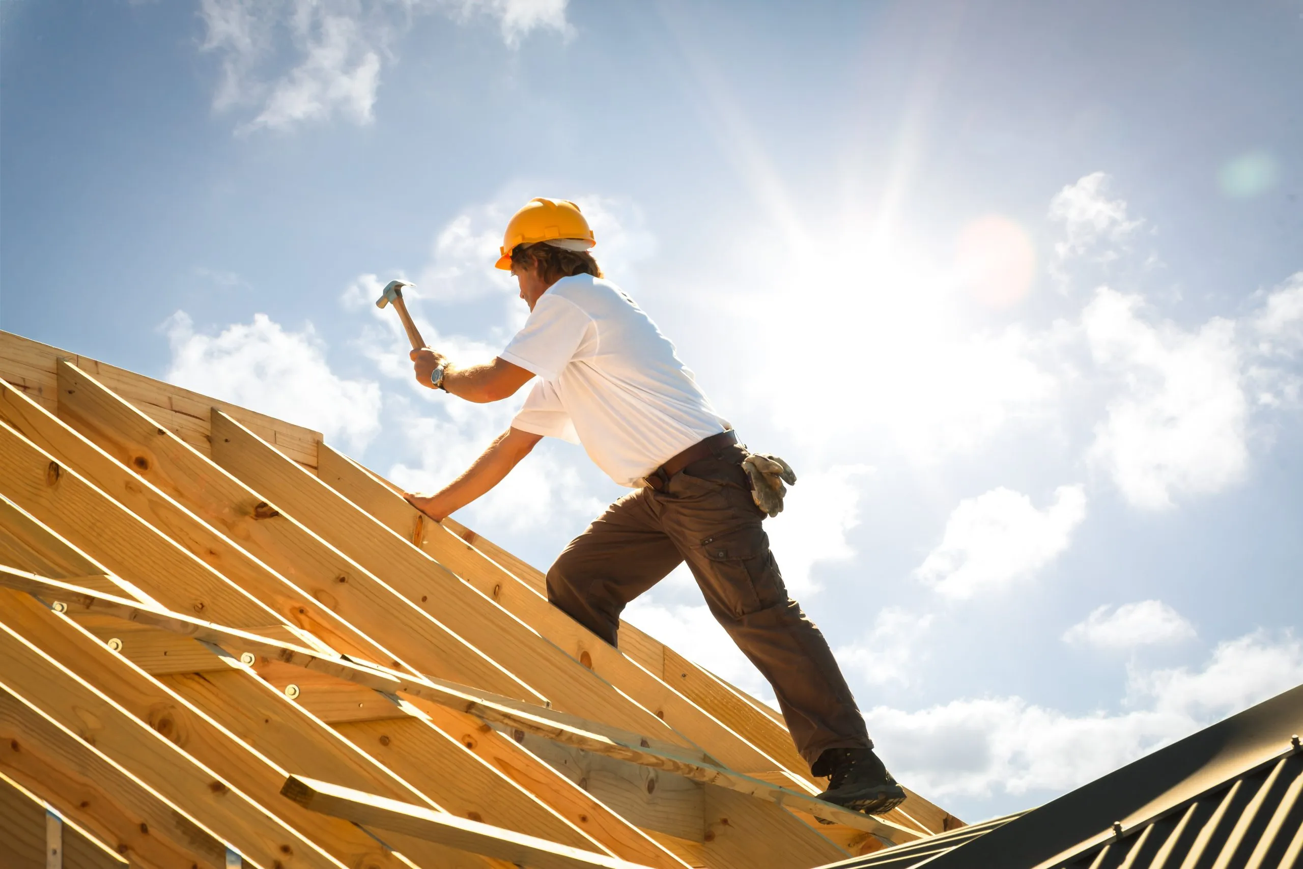 Choosing the Right Roofing Materials for Your Home