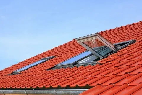 DIY vs Professional Metal Roof Repair Options